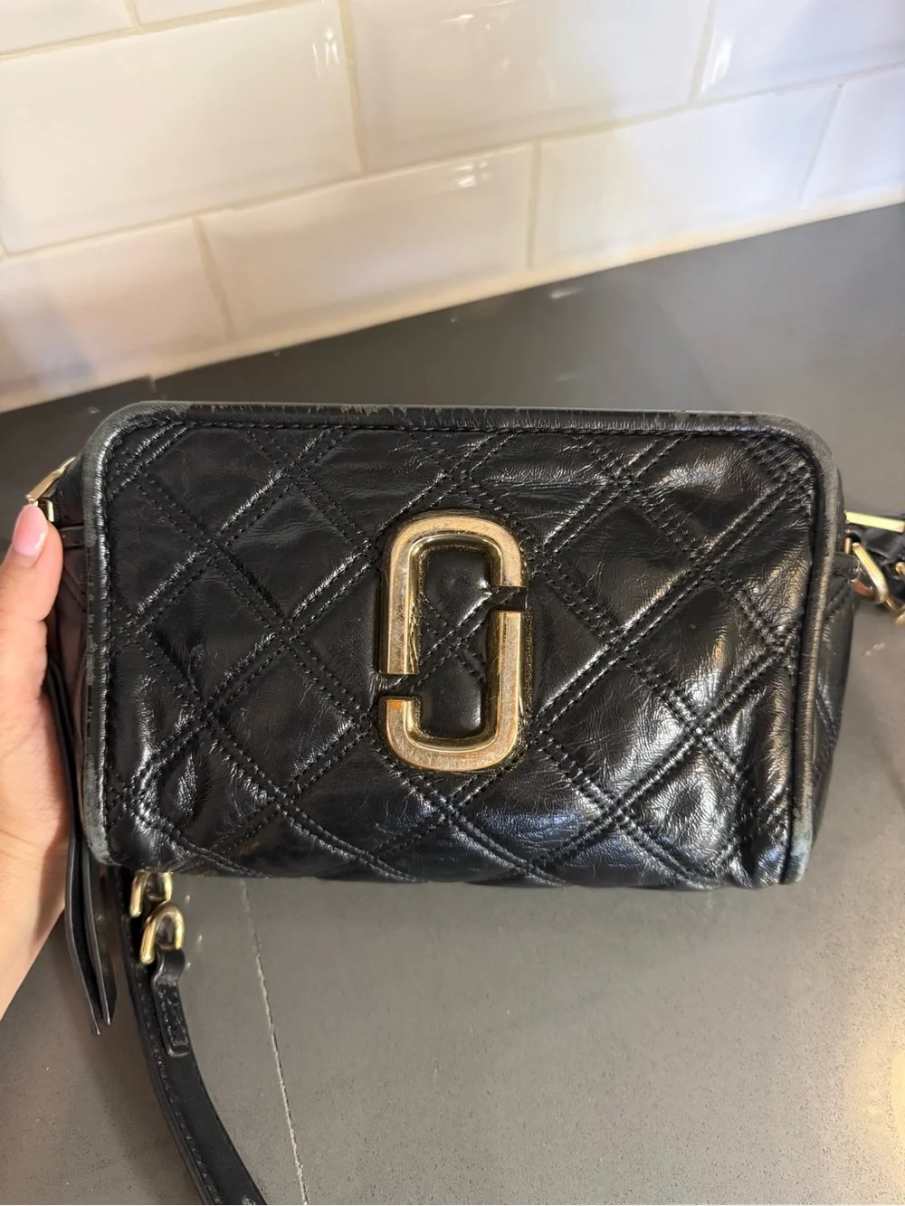 Marc Jacobs Black Quilted Snapshot Crossbody with Gold Hardware - Picture 4 of 11